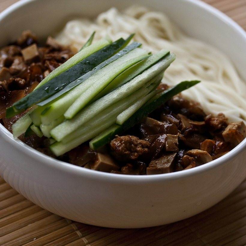 Zhajiangmian