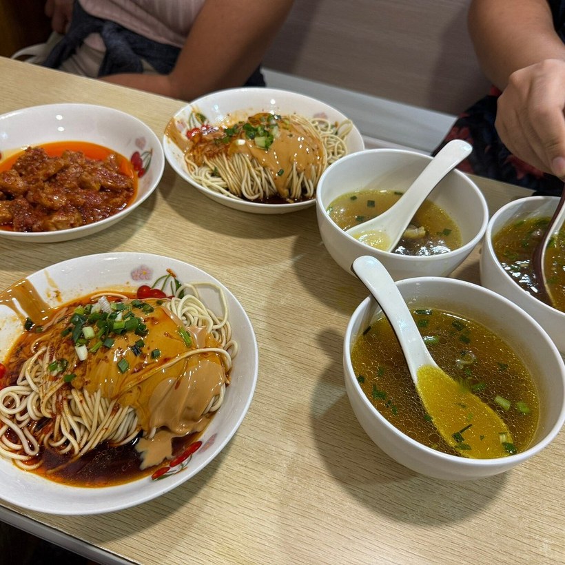 Shanghai French Concession late-night food tour — photo 6